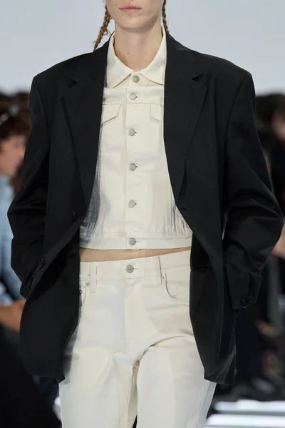 Look 2